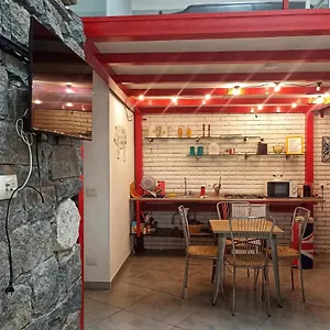 Loft House Affittacamere Aeroporto di Catania Fontana Rossa